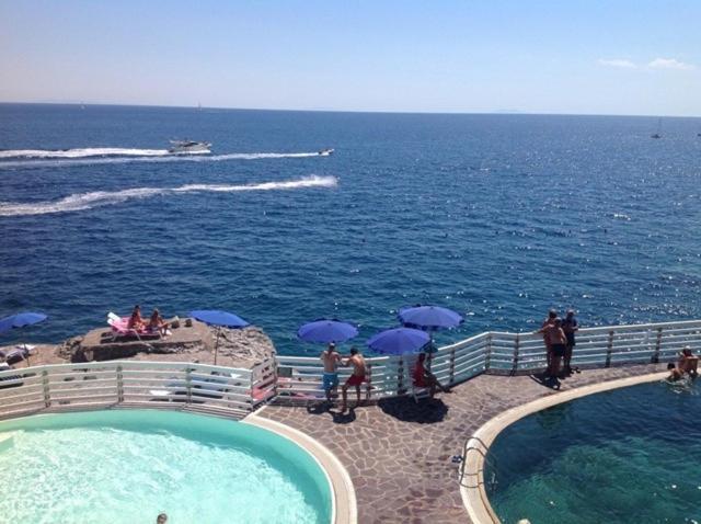 La Grande Terrazza Di Capo D'Arco Villa Luaran gambar